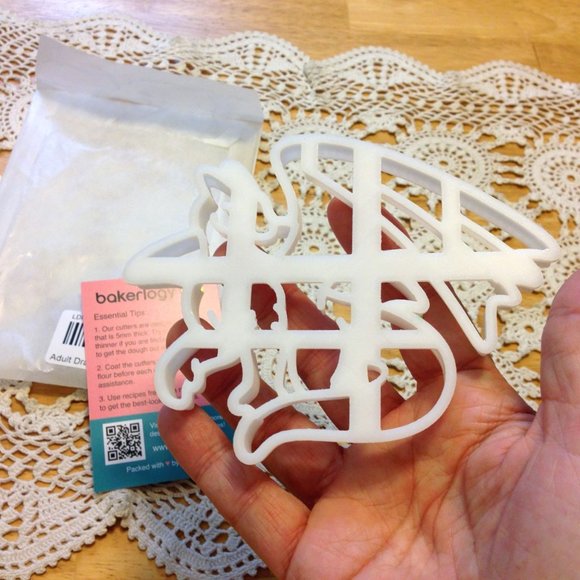 Dragon Cookie Cutter, Bakerology brand - Picture 4 of 4